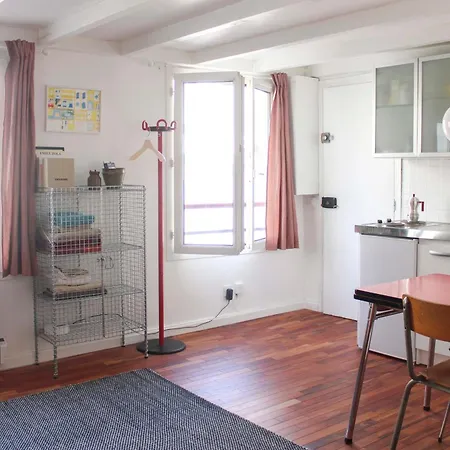 Cosy Studio In